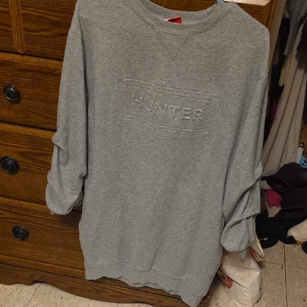Hunter Light Gray Crewneck Sweater